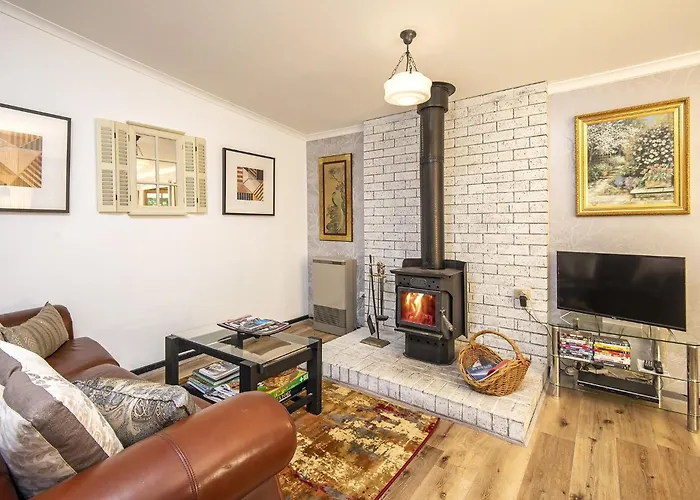 Bidwell Cottage